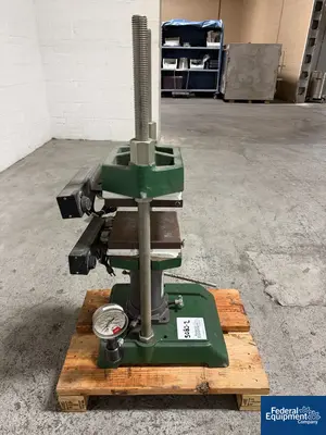 Used Carver 12 Ton Carver Platen Press, Model 4120 Hydraulic Presses Ohio US | Federal Equipment Company #1516565