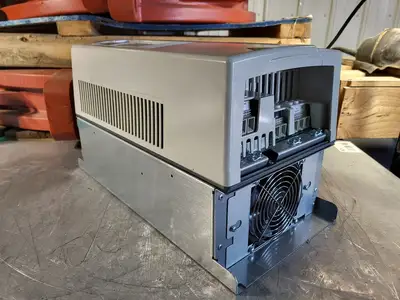 NEW ABB ACS800-U1-0016-7
