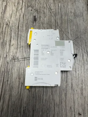 SCHNEIDER A9F74101 Electrical/PLC/Automation | ESS Industrial Equipment Sales (7)