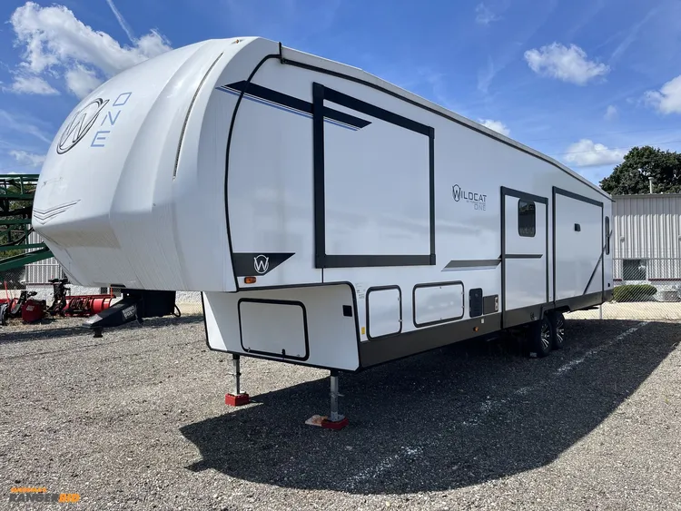 Used 2023 FOREST RIVER WILDCAT ONE WCF36MB-ONE CAMPER Campers, Caravans, Motorhomes Michigan US | Miedema Asset Management Group #1186628