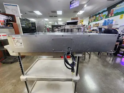 Used APW Wyott Used APW Wyott BWD-50 Dry Hot Dog Bun Warmer - Holds 40 Buns, 120V Countertop Display Warmers Illinois US | Falcon Restaurant Supply #1376641
