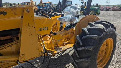 USED JOHN DEERE 400