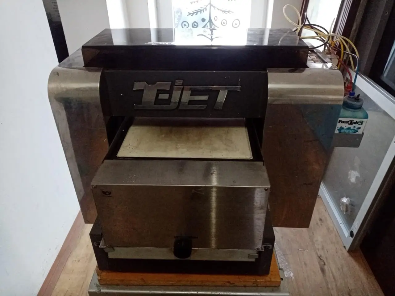 USED T-JET 2