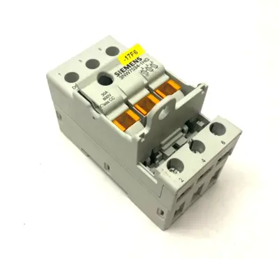 USED SIEMENS FUSE HOLDER CLASS CC 3-POLE