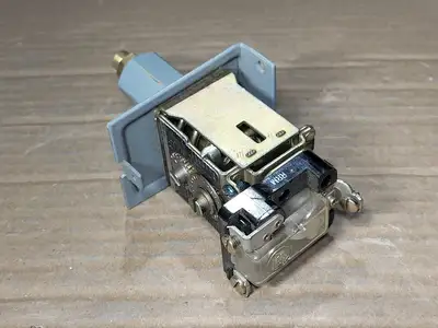 USED ALLEN-BRADLEY 836-C8