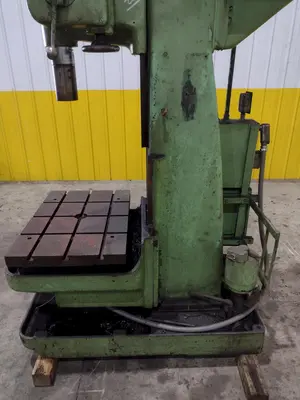 28" CINCINNATI BICKFORD MODEL #3L GEARED HEAD SINGLE SPINDLE  DRILL: STOCK #22815