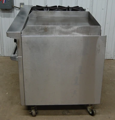 142-1119 US Range Natural Gas 4 Burner Range-Griddle w Double Oven