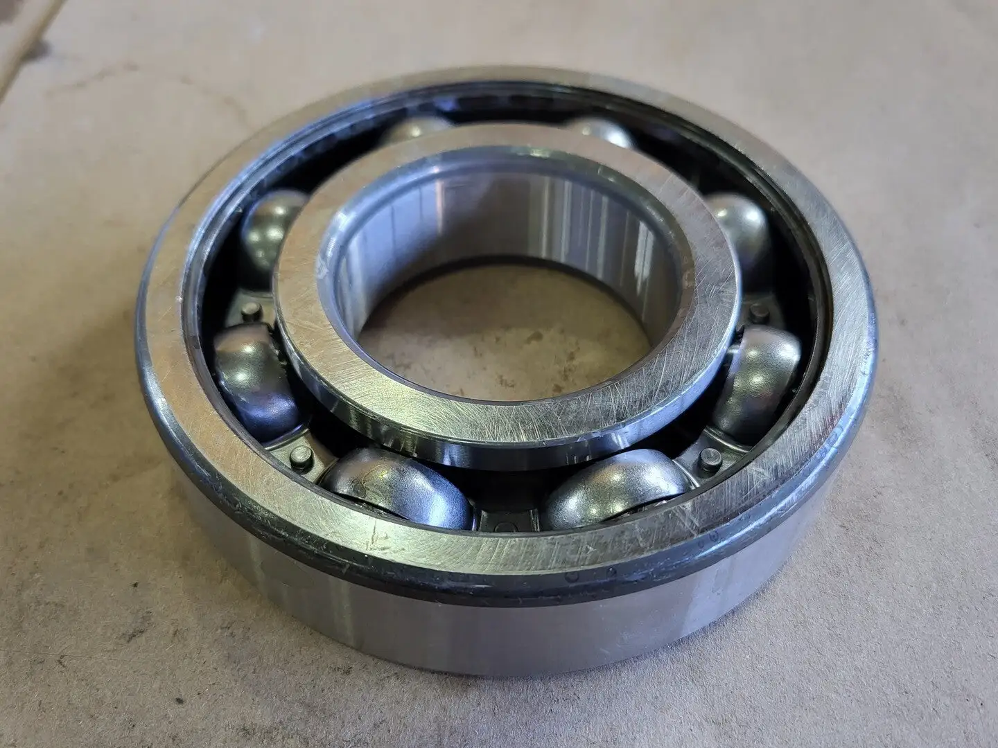 NEW SKF 6312-Z/C3