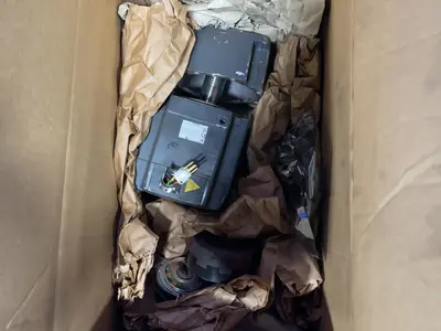 USED SIEMENS 1FK70832AH711CH2