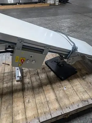 Klockner model LA-500 vertical strip packager