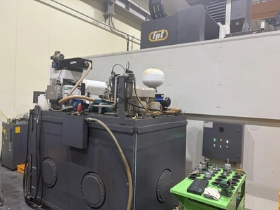 FPT 5-axis Gantry Type Machining Centre (2019), excellent condition, visible under power, video, POA