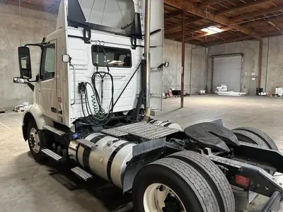 Used 2021 VOLVO VNR42T300 Conventional trucks California US | Ben Kaplan Equipment #1402920
