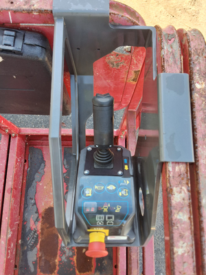 USED 2017 MEC 1330SE