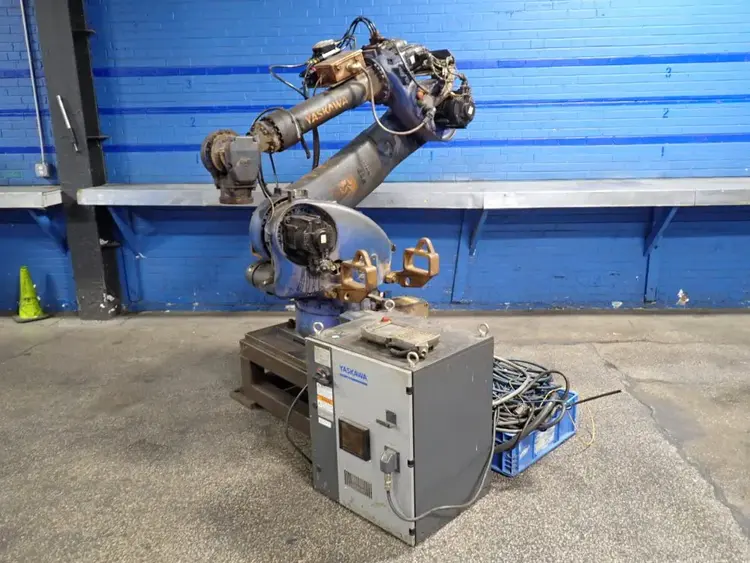 Used 2016 YASKAWA ELECTRIC / MOTOMAN YRMS165/MH180A00 Robots Ohio US | HGR 24 #729469