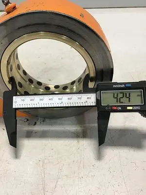 USED CINCINNATI MILACRON 3989554