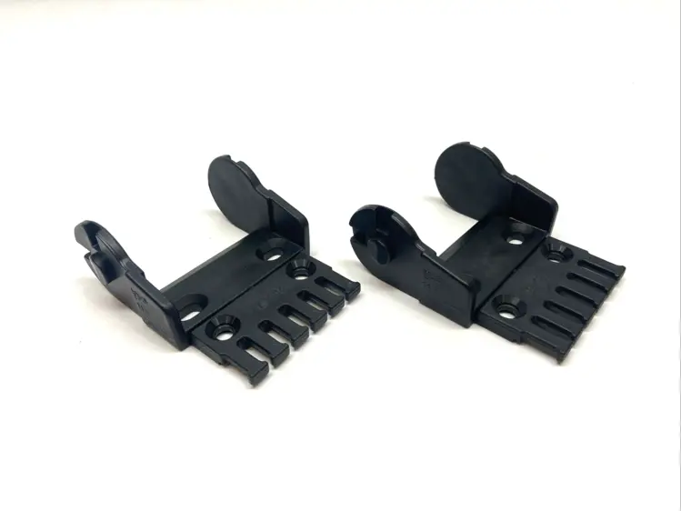 Used IGUS E-CHAIN MOUNTING BRACKET FEMALE W/ TIEWRAP PLATE LOT OF 2 Misc Electrical & Power Parts Michigan US | Maverick Industrial Sales #1091331