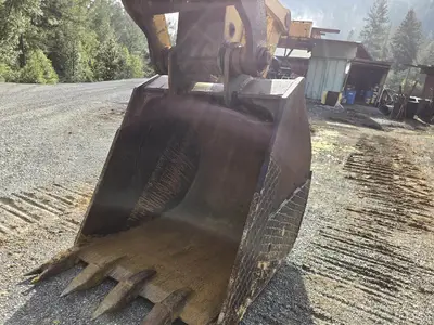 USED 1996 CATERPILLAR 325L
