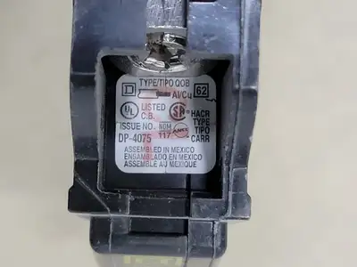 NEW SQUARE D QOB150
