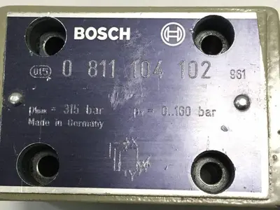 USED BOSCH 0 811 104 102