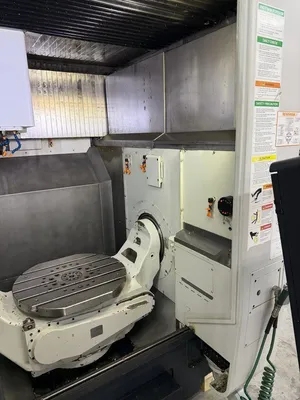 Used 2022 DOOSAN DVF 6500 Vertical Machining Centers (5-Axis or More) Illinois US | USED CNC #1377253
