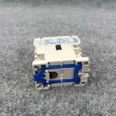 Used Cutler-Hammer CD15BNS3 PLC Contactors California US | Davliegogo LLC #1706508