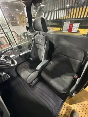 Used 2015 CATERPILLAR 745C Fuel & Lube Trucks Texas US | Uriquip #1421224