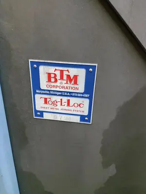 USED BTM TOG-L-LOC CLINCHING MACHINE 9731