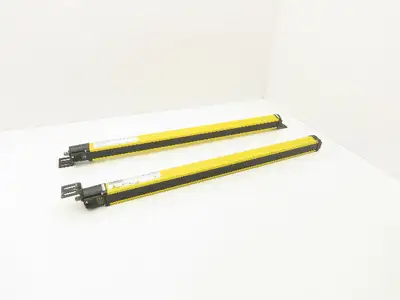 Allen Bradley 440L-P4J0640YD Light Curtain Guard Shield Receiver/Transmitter Set