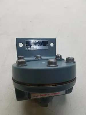 MOORE PRODUCTS CO. BOOSTER RELAY MODEL 61L