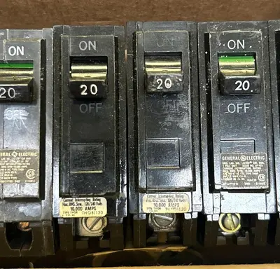 Used GE THQB1120 Miscellaneous Equipment (Electrical & Power) | Surplus Asset Holdings #1196503