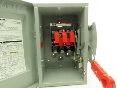 Siemens HNF361 Heavy Duty Safety Disconnect Switch 3P 30A 600VAC 250VDC