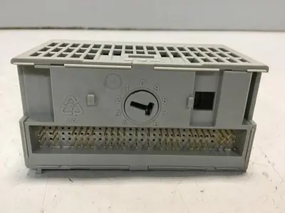 USED ALLEN BRADLEY 1794-IB16XOB16P