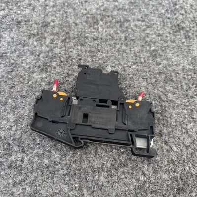 Used Phoenix Contact QTC 2.5-HESI Contact Blocks California US | Davliegogo LLC #1708358