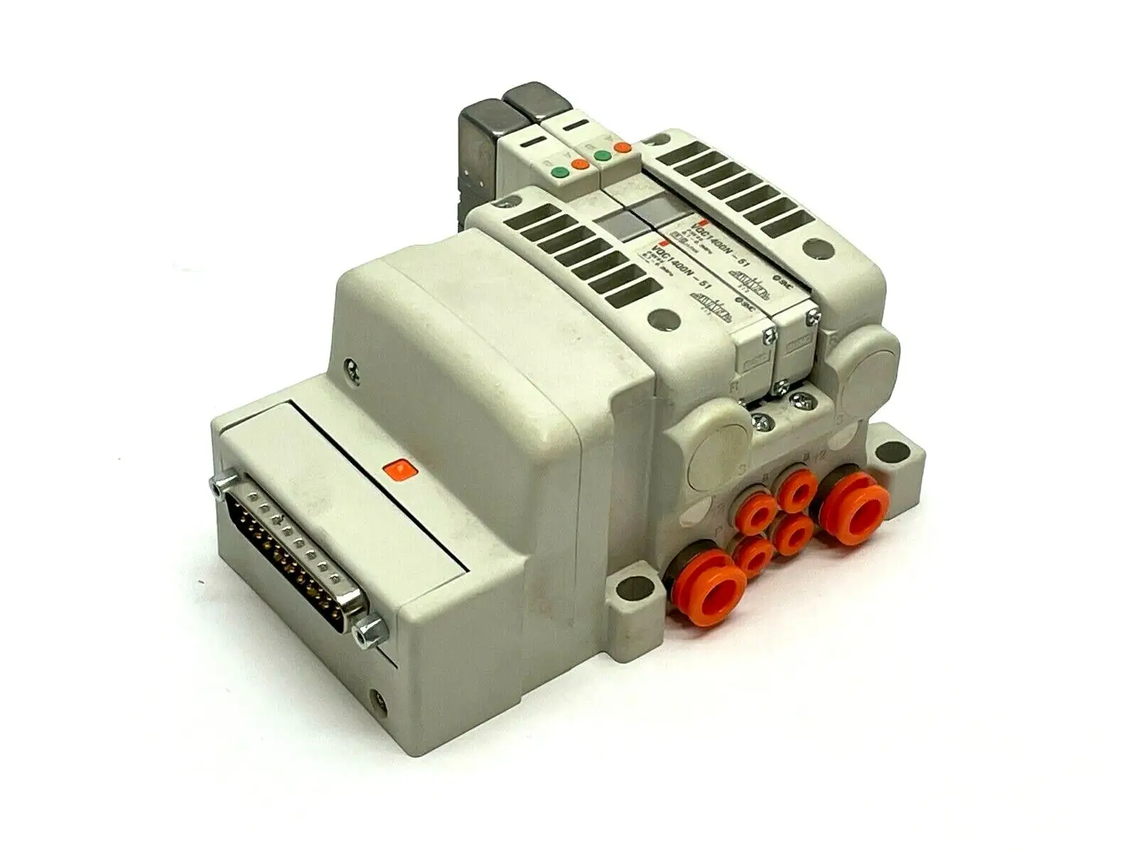 VV5QC11-02N3FD2-S | SMC  Plug-In Manifold D-Sub w/ VQC1400N-51 Solenoids - Used