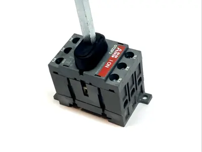 USED ABB 3-POLE 25A NON-FUSED DISCONNECT SWITCH 600V DIN/BASE MOUNT