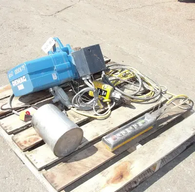 SPC6170  Material Handling Equipment chain hoist, 2000 lbs. Demag 13' long chain