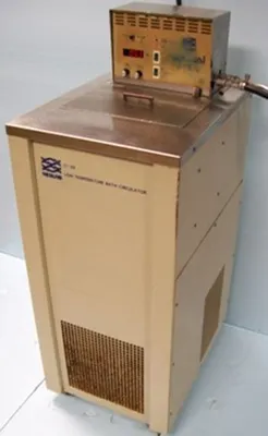 Used NESLAB HX-150 S/N: 90FML31760-1 P/N: 363204040200 Baths / Circulators Texas US | Bamko Surplus Process Equipment #938390