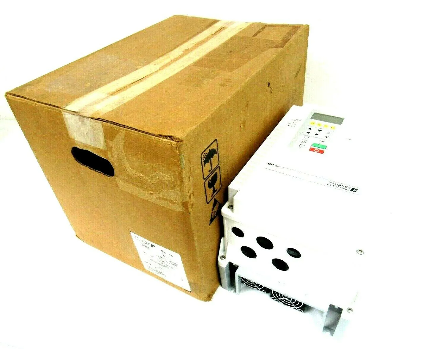 NEW RELIANCE ELECTRIC 6SP24X-015CTAN AC DRIVE SER A 5HP 6SP24X015CTAN