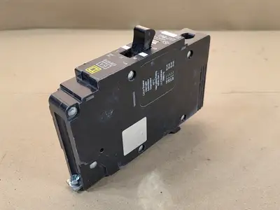 USED SQUARE D EDB16015