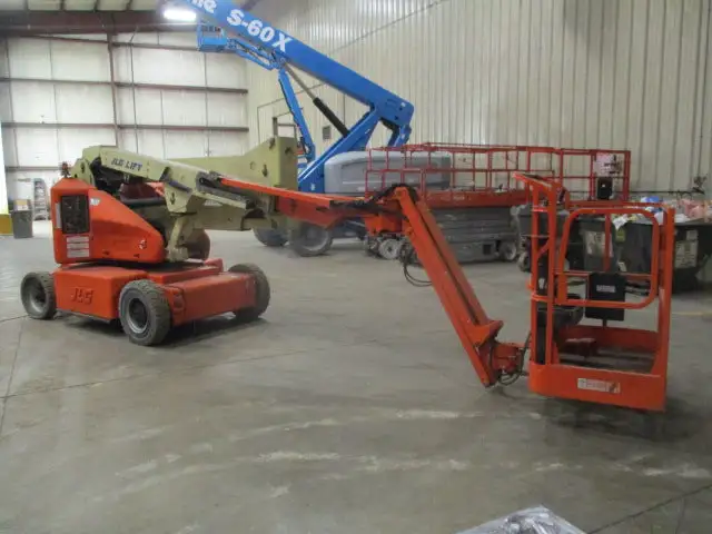 Used 2005 JLG E400AJPN Manlifts New York US | United Lift #1446968