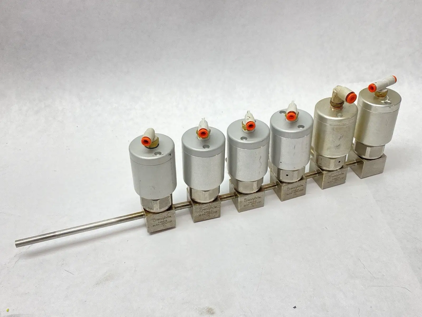 USED SWAGELOK ULTRAHIGH-PURITY SHUTOFF DIAPHRAGM VALVES 6LVV-DPL11P-C