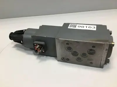 USED MANNESMANN REXROTH 4WRE10EA641224Z4M468