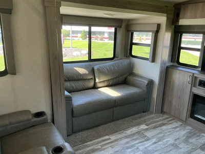 Used 2022 GRAND DESIGN IMAGINE 3100RD Campers, Caravans, Motorhomes Michigan US | Miedema Asset Management Group #1579846