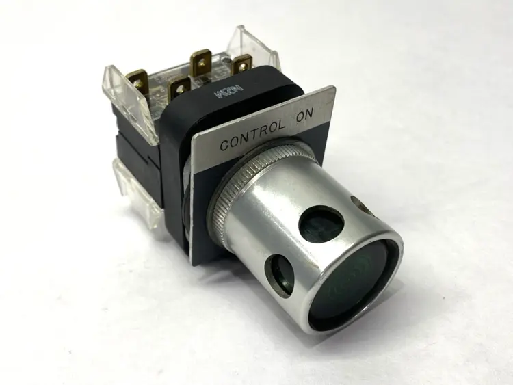 Used ALLEN-BRADLEY 800T-QAH24GA2 Relays & Switches | Maverick Industrial Sales #1107019