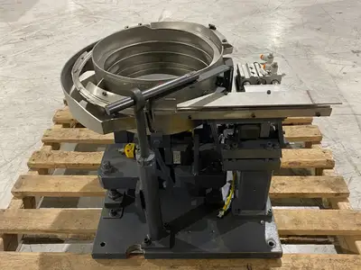 USED VIBROMATIC 12" VIBRATING BOWL FEEDER W/ H002 FEEDER/INCLINE CONTROLLER