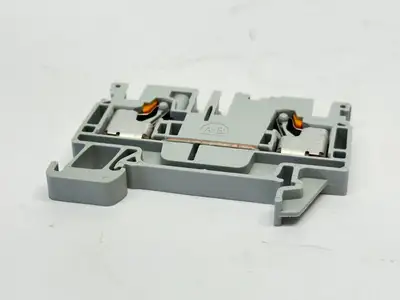 1492-P4 | Allen Bradley  Terminal Block Push-In Feed-Through Light Grey LOT OF 5 - Used