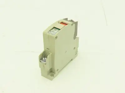 Fuji CP31FM/3W 1-Pole Circuit Protector 3A 250VAC/65VDC Lot of 6