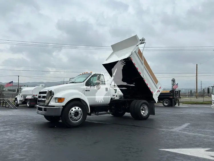 Used 2005 FORD F650 SD Dump trucks California US | Lillo Machinery #1403758