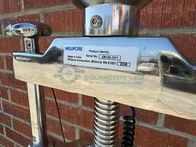 USED MILLIPORE QUIKSCALE 100 / 550 CHROMATOGRAPHY COLUMN 4L