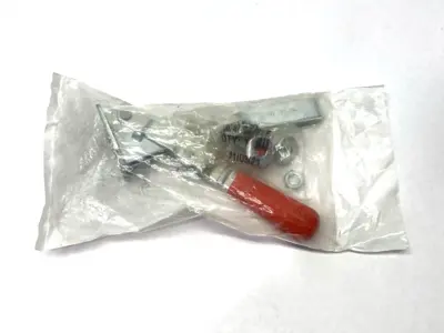 NEW DESTACO VERTICAL HANDLE TOGGLE CLAMP FLANGED BASE U-BAR